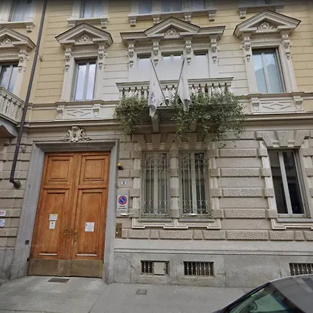 Torino, Centro Cloud 9 + Parking * تورينو