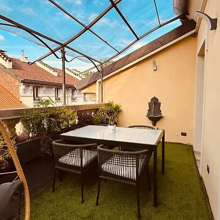 Torino, Centro Cloud 9 + Parking *