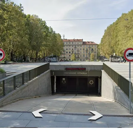Apartment Torino, Centro Cloud 9 + Parking